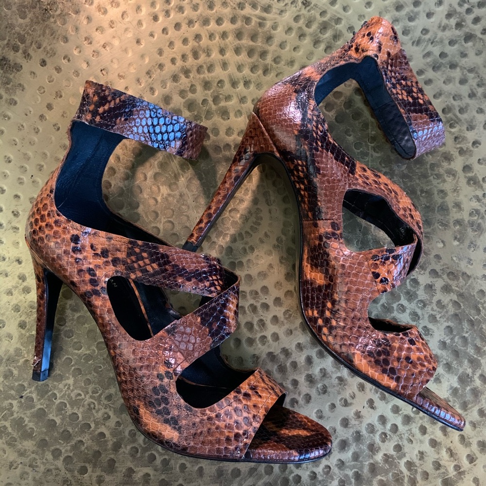 Brown snake print sandals
